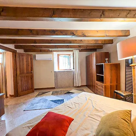 Daire At Ponte Pietra With Garden And Parking *