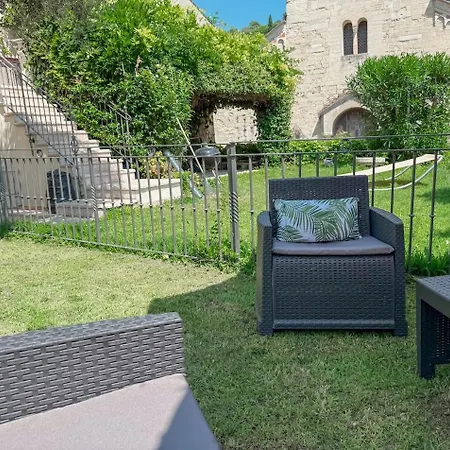 Theatre Private Garden And Free Parking *