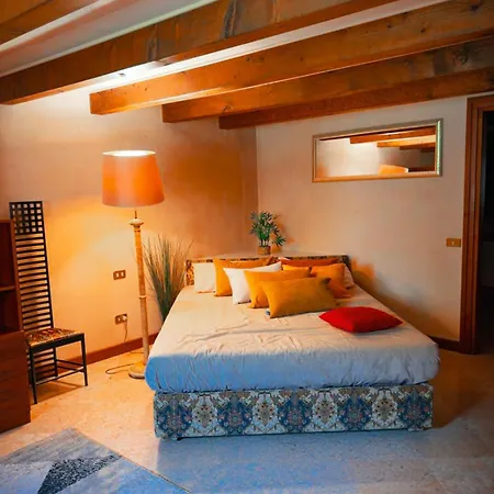 Apartmán Theatre Private Garden And Free Parking Verona