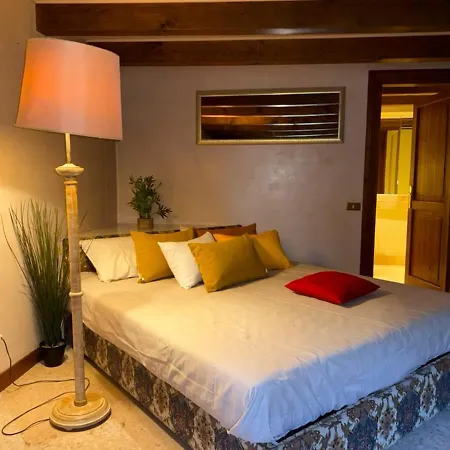 Apartmán Theatre Private Garden And Free Parking Verona